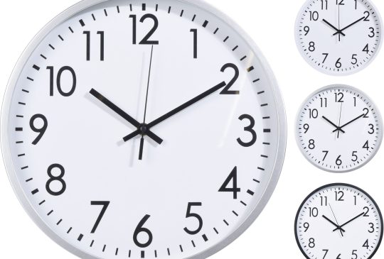 Wandklok 30 cm 3 assorti